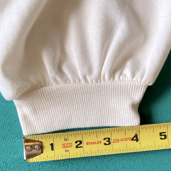 EUC Women’s Express embroidered mid-sleeve light cream top size medium - Picture 12 of 12